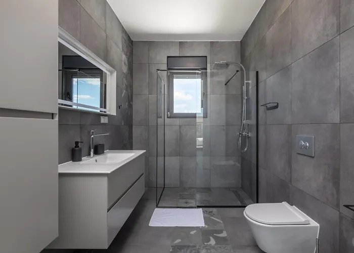 Villa New! Luxury Montira - 50 M2 Heated Pool *