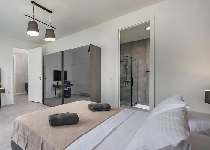 Villa New! Luxury Montira - 50 M2 Heated Pool *